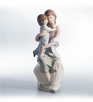 Lladro - A Mother