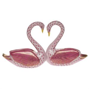 Herend Kissing Swans - Raspberry